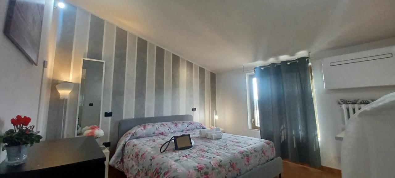 Dino Il Mansardino Apartman Ome Kültér fotó