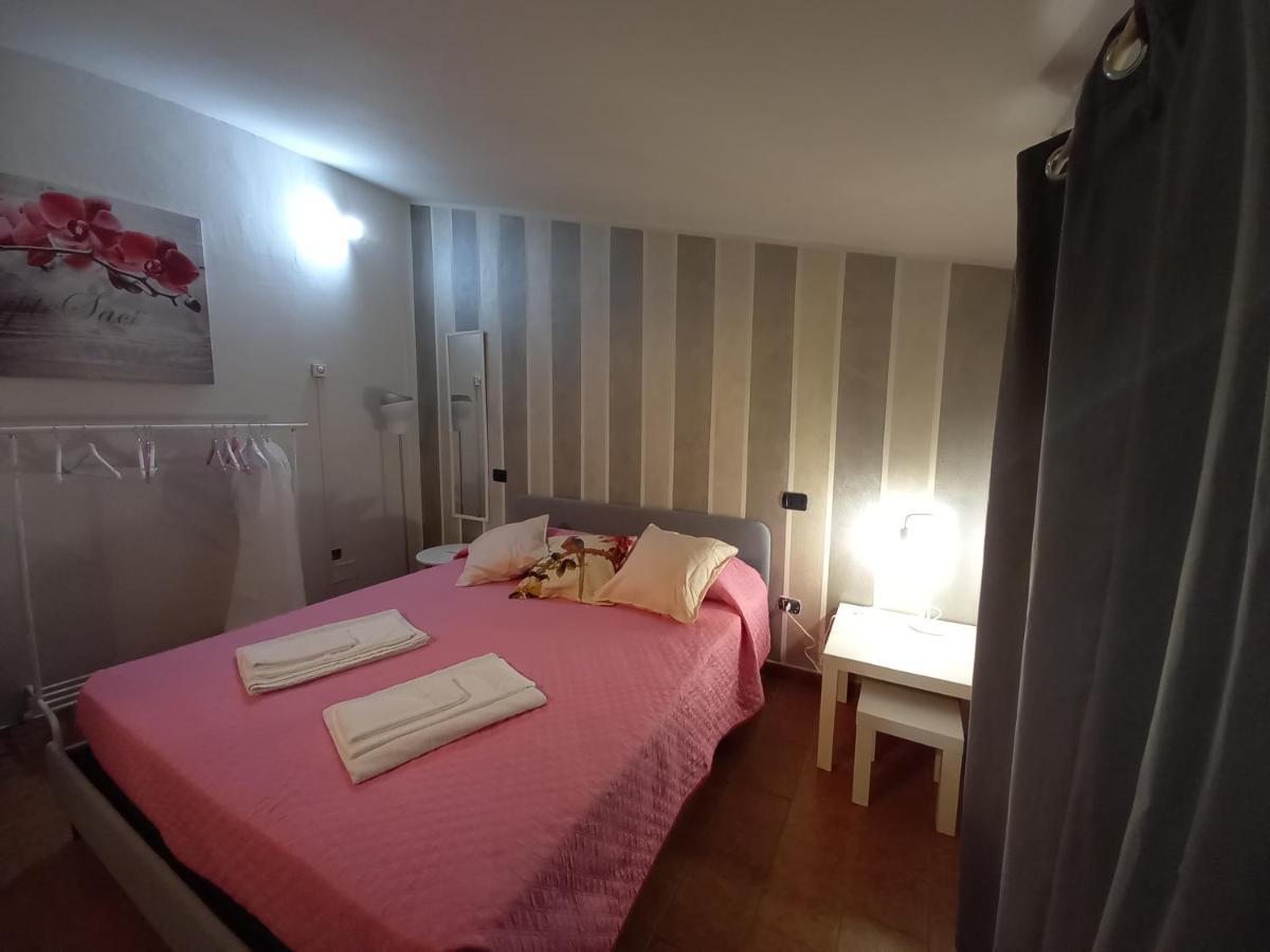 Dino Il Mansardino Apartman Ome Kültér fotó